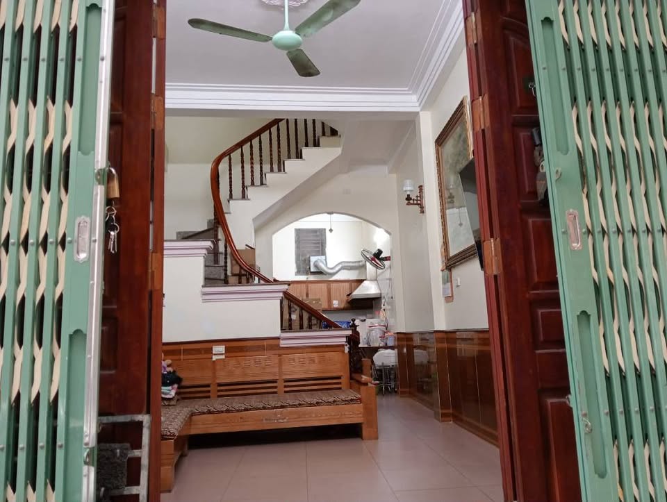 Giá chỉ 2 tỷ xxx khách hàng đã được sở hữu căn nhà Tại Ngõ 19 – Nguyễn Văn Cừ – Hồng Hải – Hạ Long – Quảng Ninh.
